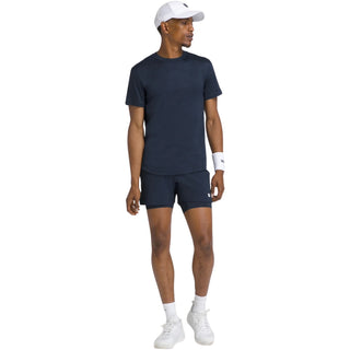 Wilson Everyday Performance T-Skjorte marineblå, på modell forfra