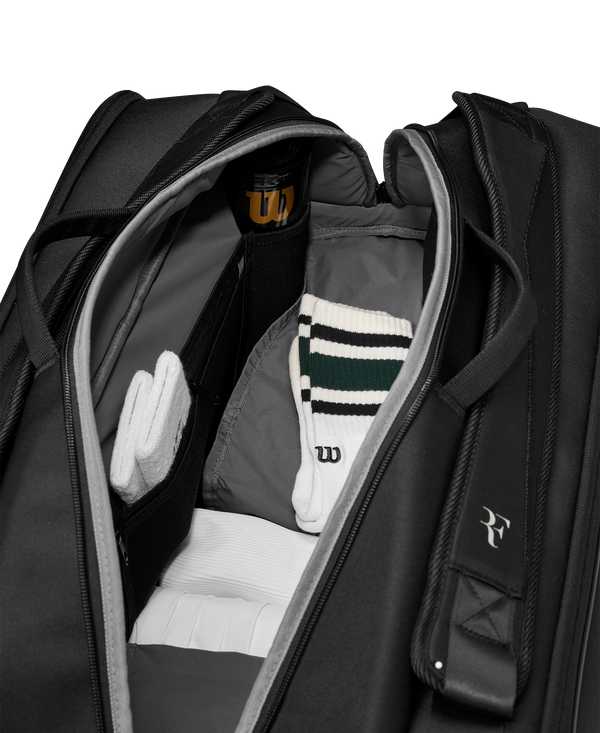 Wilson RF Tournament Racquet Bag Black 15-Pack